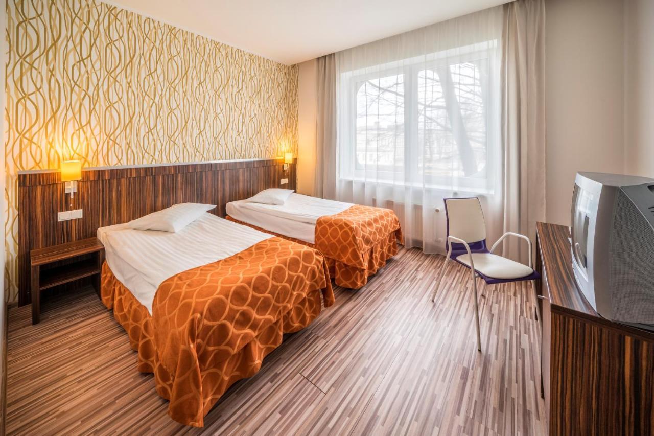 ריגה Rija Vef Hotel With Free Parking מראה חיצוני תמונה