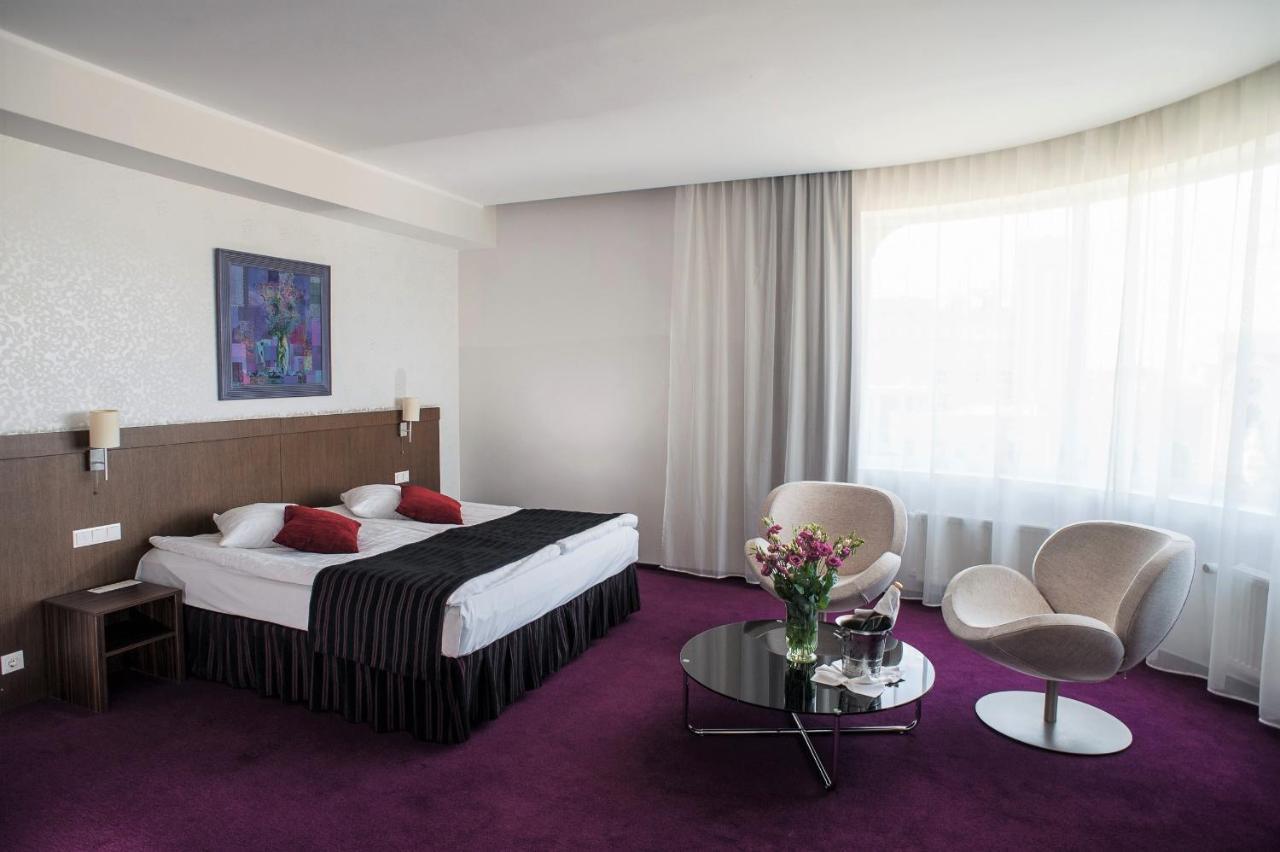 ריגה Rija Vef Hotel With Free Parking מראה חיצוני תמונה