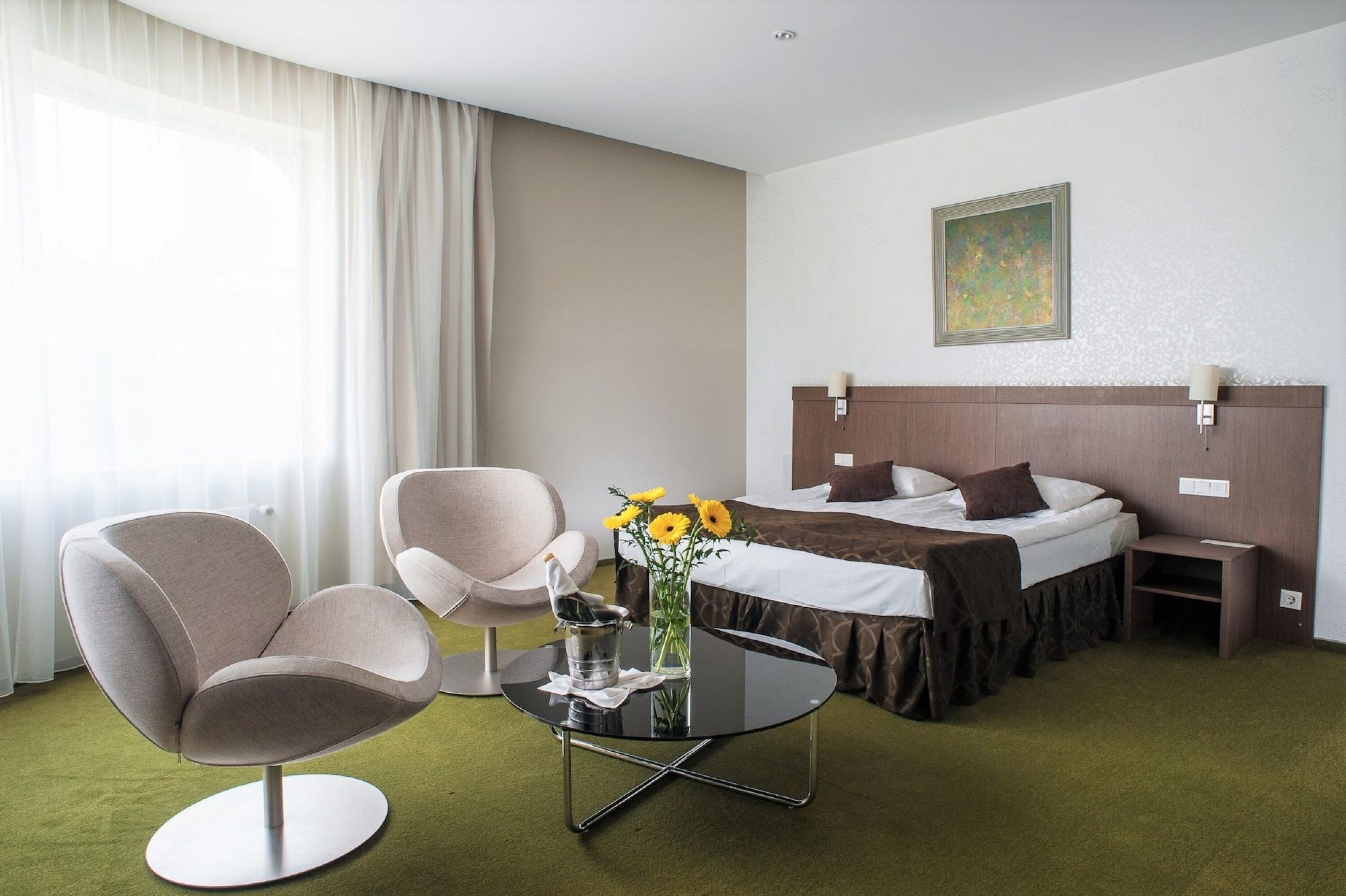 ריגה Rija Vef Hotel With Free Parking מראה חיצוני תמונה