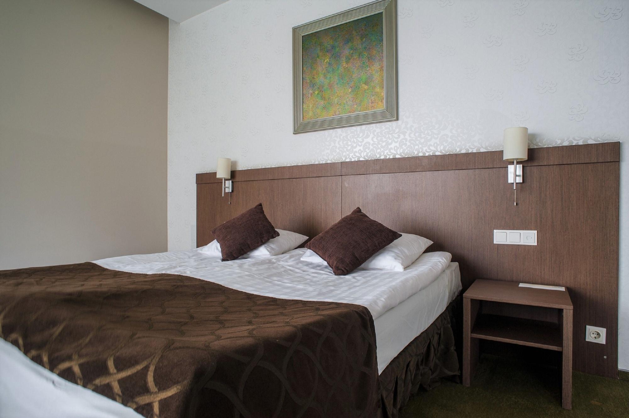 ריגה Rija Vef Hotel With Free Parking מראה חיצוני תמונה