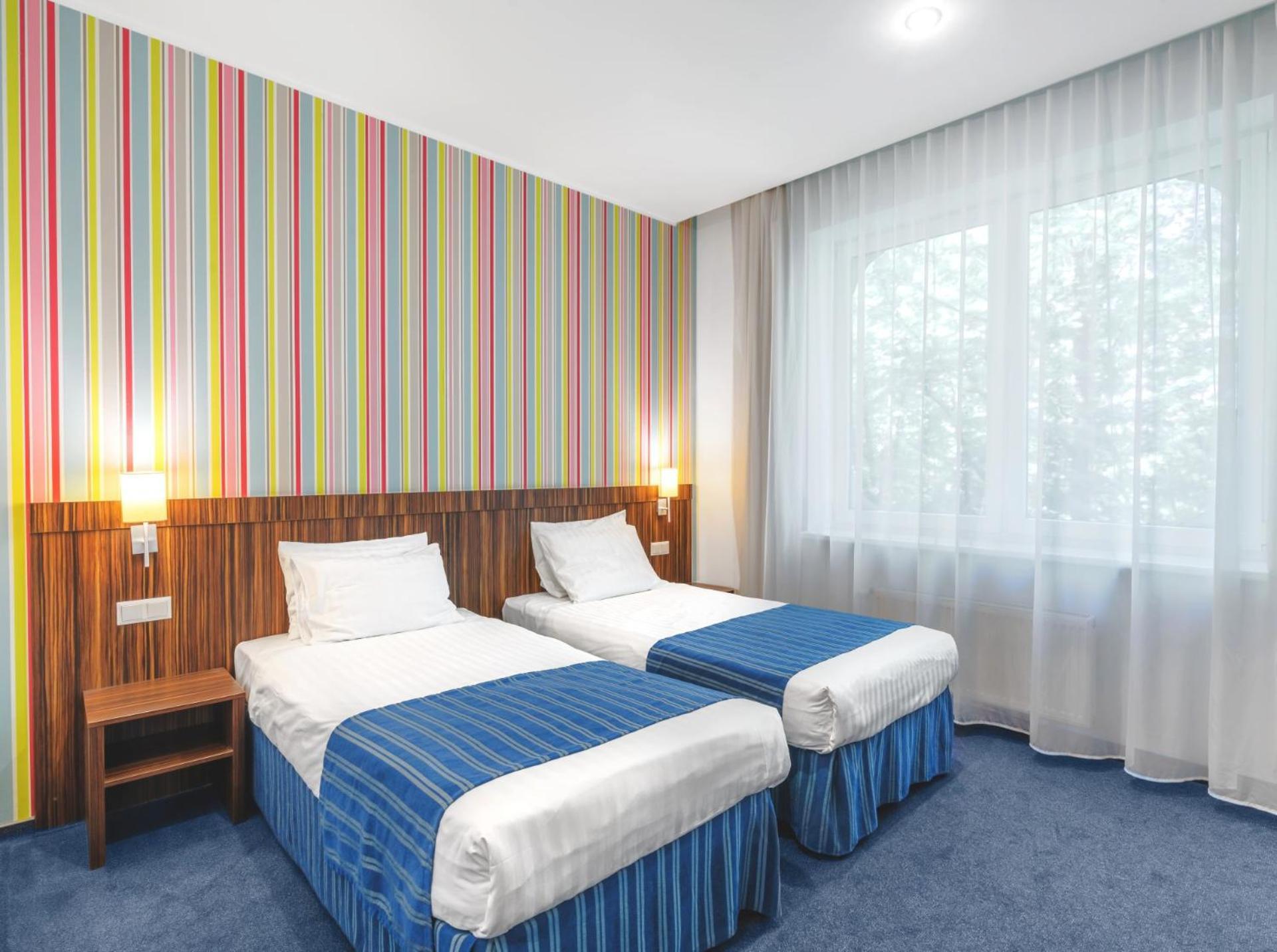 ריגה Rija Vef Hotel With Free Parking מראה חיצוני תמונה