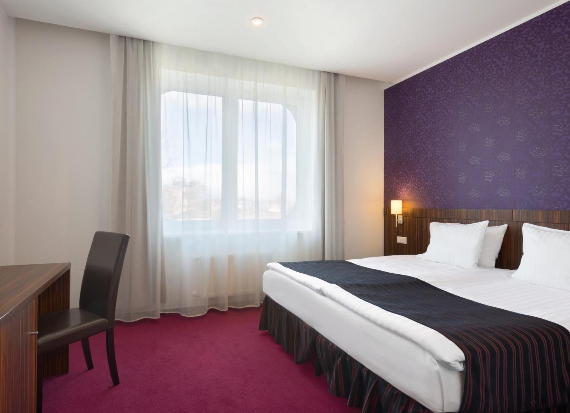 ריגה Rija Vef Hotel With Free Parking מראה חיצוני תמונה