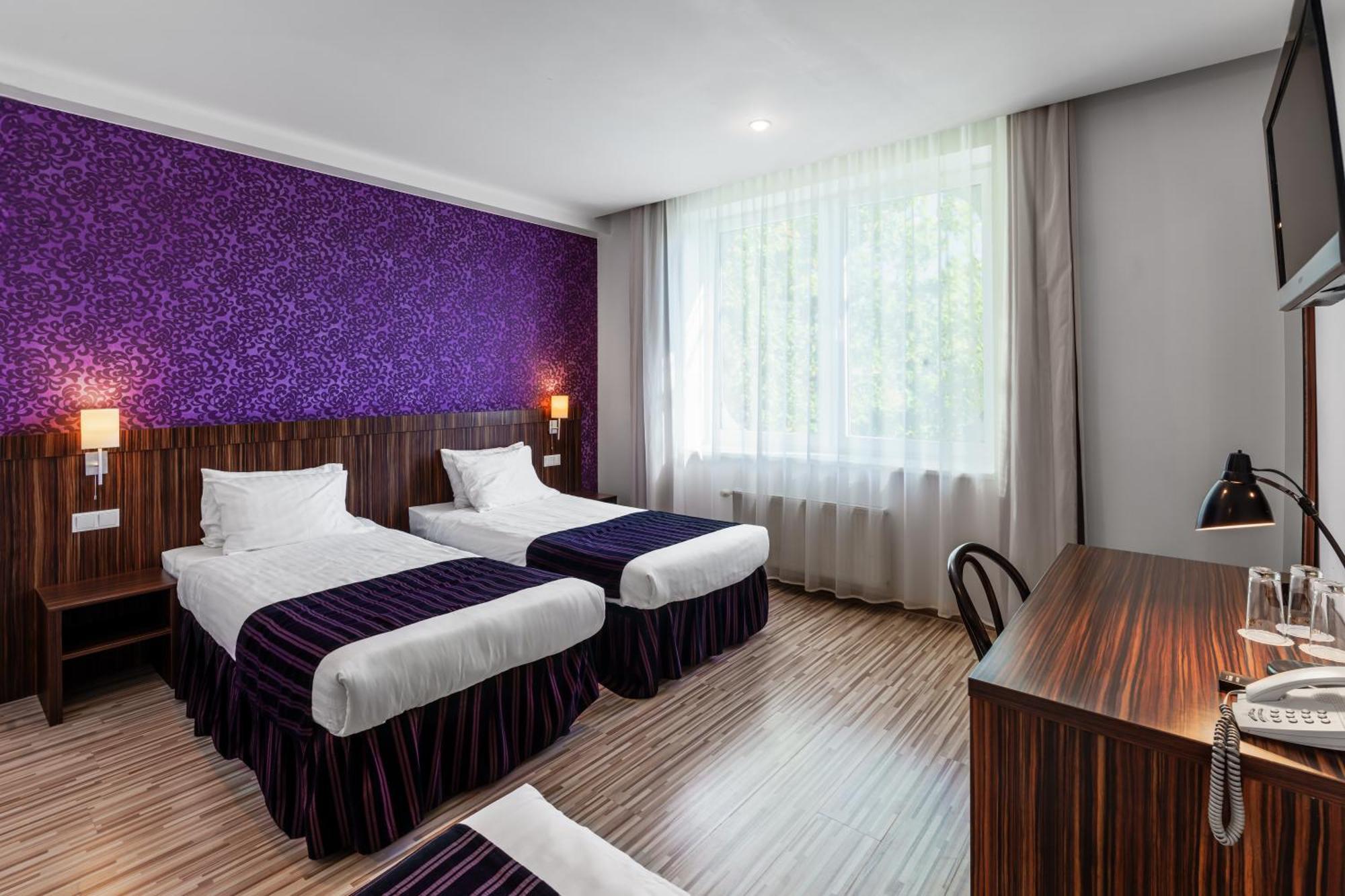 ריגה Rija Vef Hotel With Free Parking מראה חיצוני תמונה